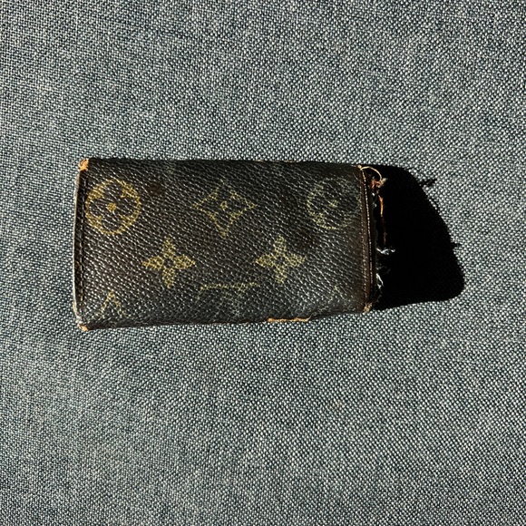 Louis Vuitton Key Holder - Project Piece - Picture 4 of 8
